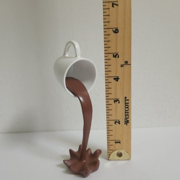 1pc Floating Coffee Cup Mug Sculpture Kitchen DecorPouring Spilli… - Picture 3 of 5